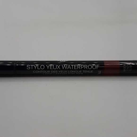 CHANEL Stylo Yeux Waterproof Long-Lasting Eyeliner #928 EROS 0.01 OZ Brand New - Picture 3 of 4